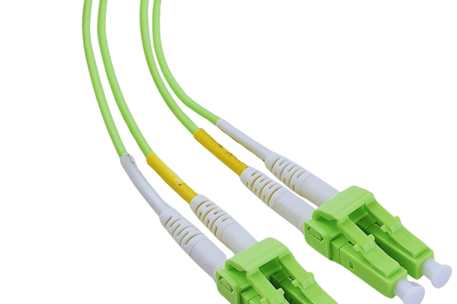 How to Choose the Right 100GB Fiber Optic Cable?