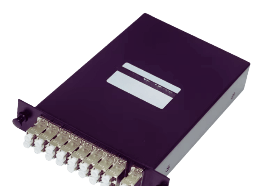 How Does a CWDM Mux Demux Module Operate?